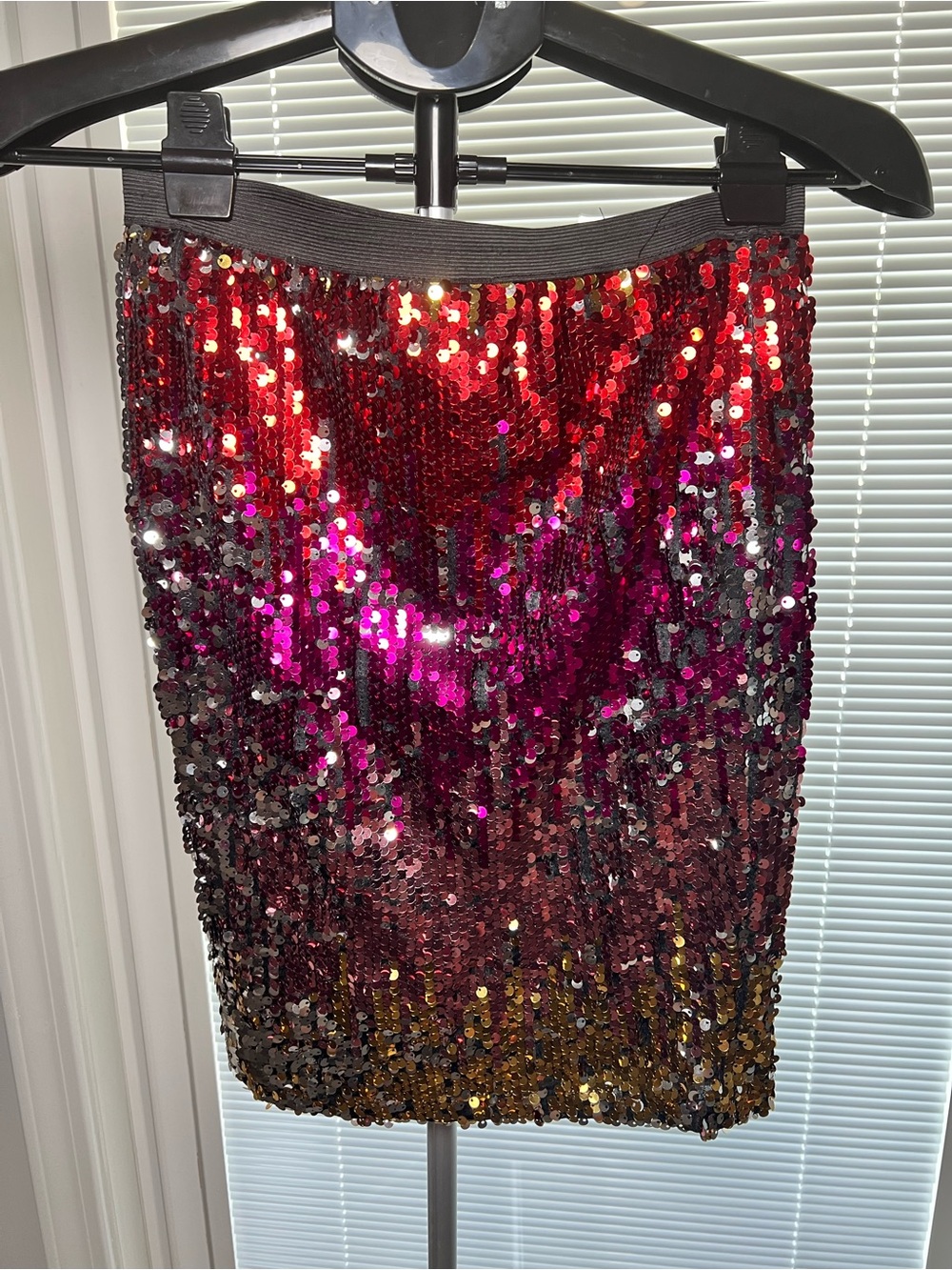 Forever 21 Red-Pink-Gold Sequin Ombre Mini Skirt